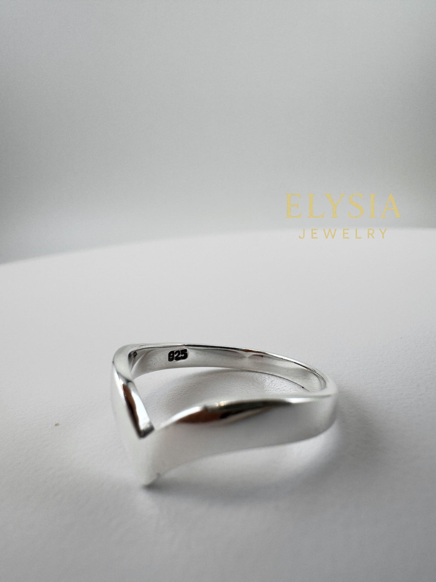 V-Shine 925 Silver Ring
