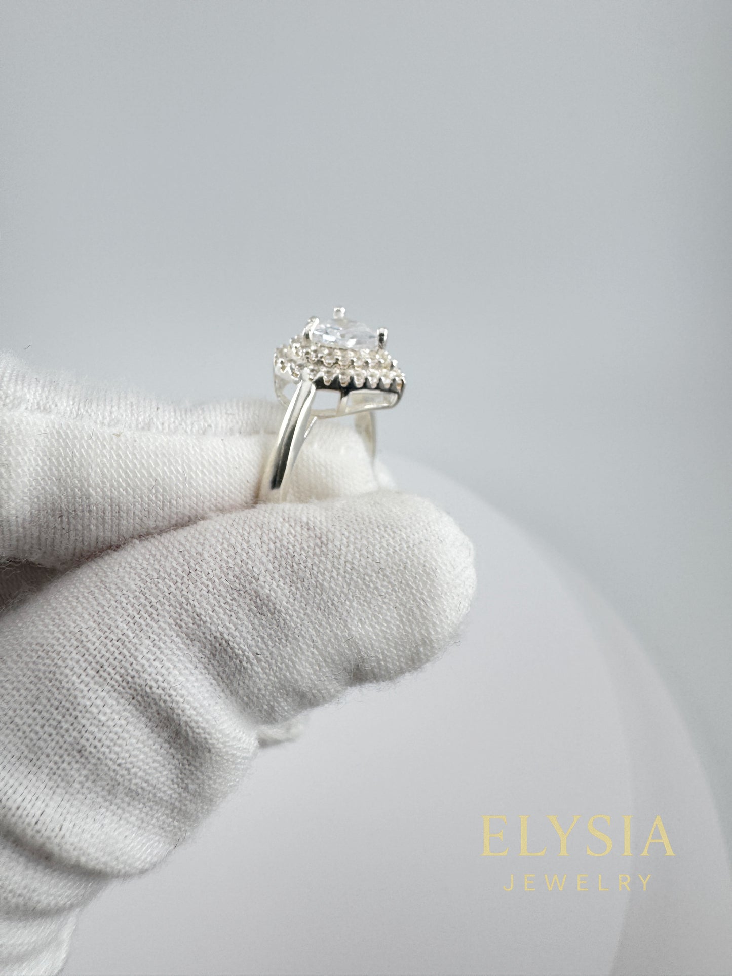 Heart-Shaped CZ Cocktail Ring – 925 Sterling Silver, Platinum Rhodium Plated