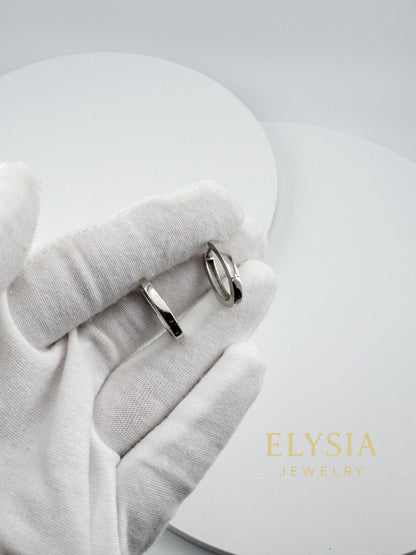 Minimal Oval Hoop Earrings – 925 Sterling Silver | Gold-Plated Option