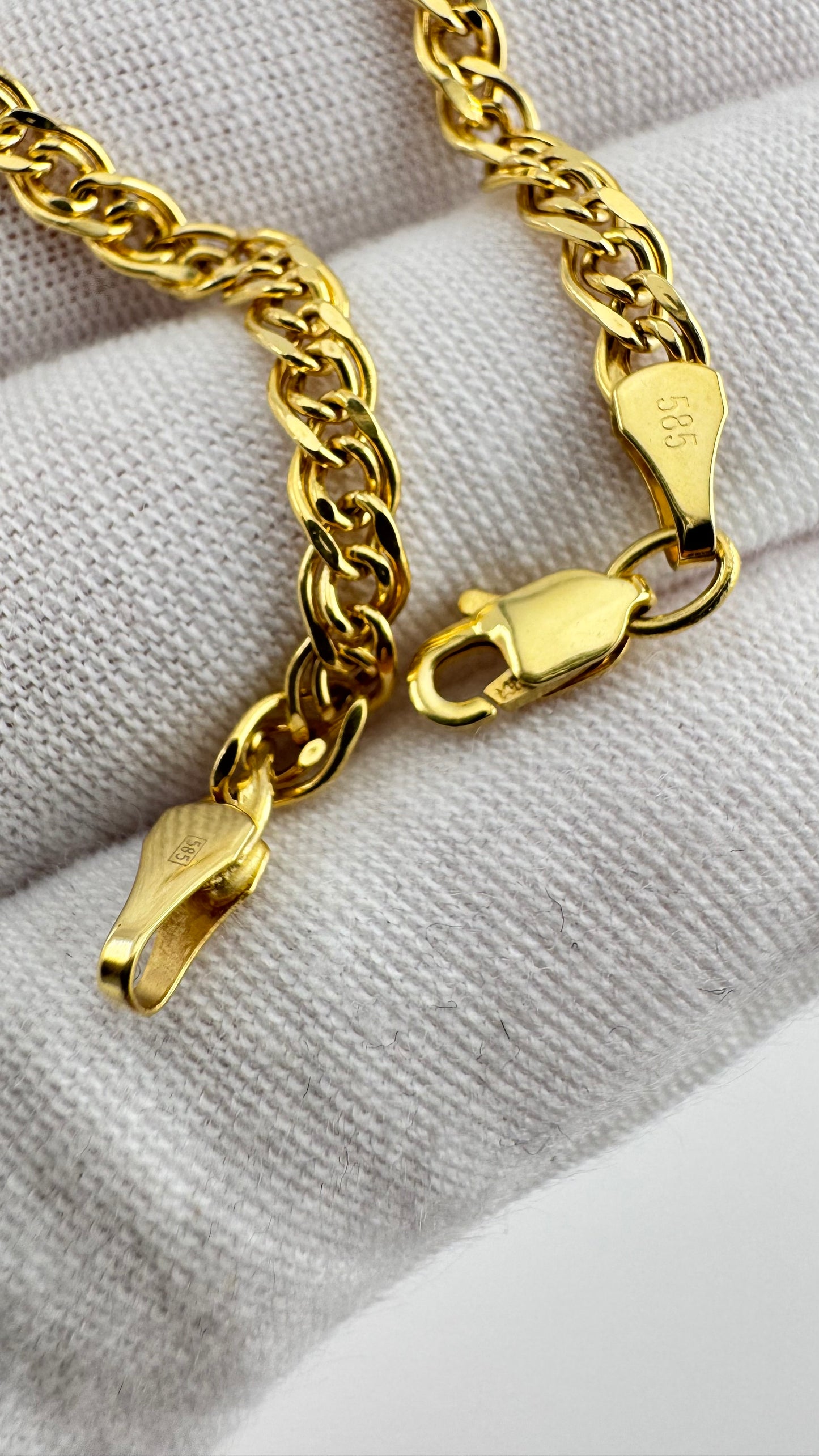 14K Solid Gold Curb Bracelet – Minimal Classic Chain