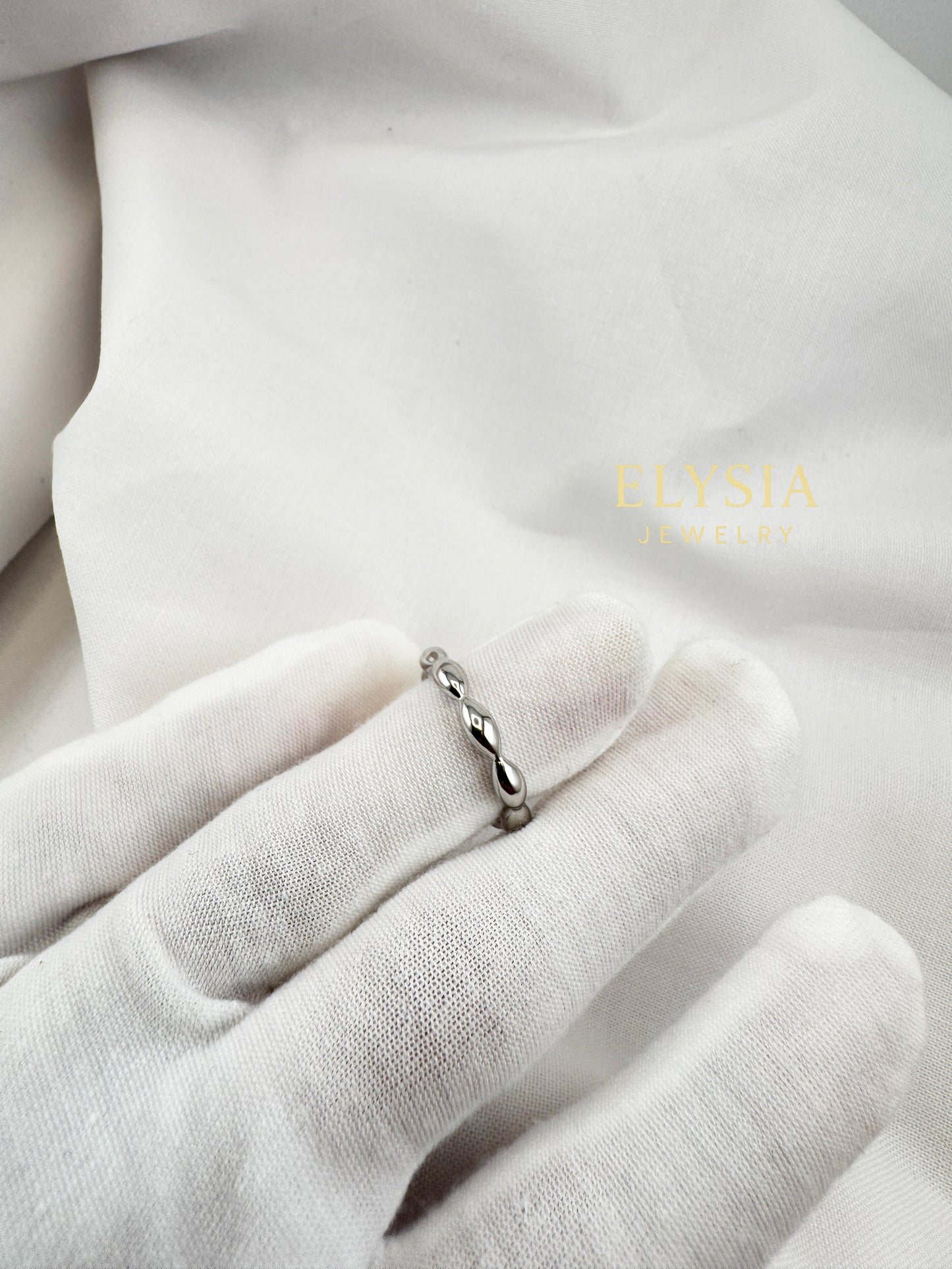 Twist 925 Sterling Silver Ring