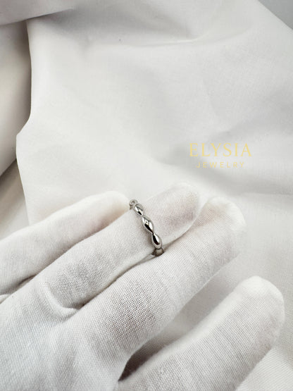 Twist 925 Sterling Silver Ring