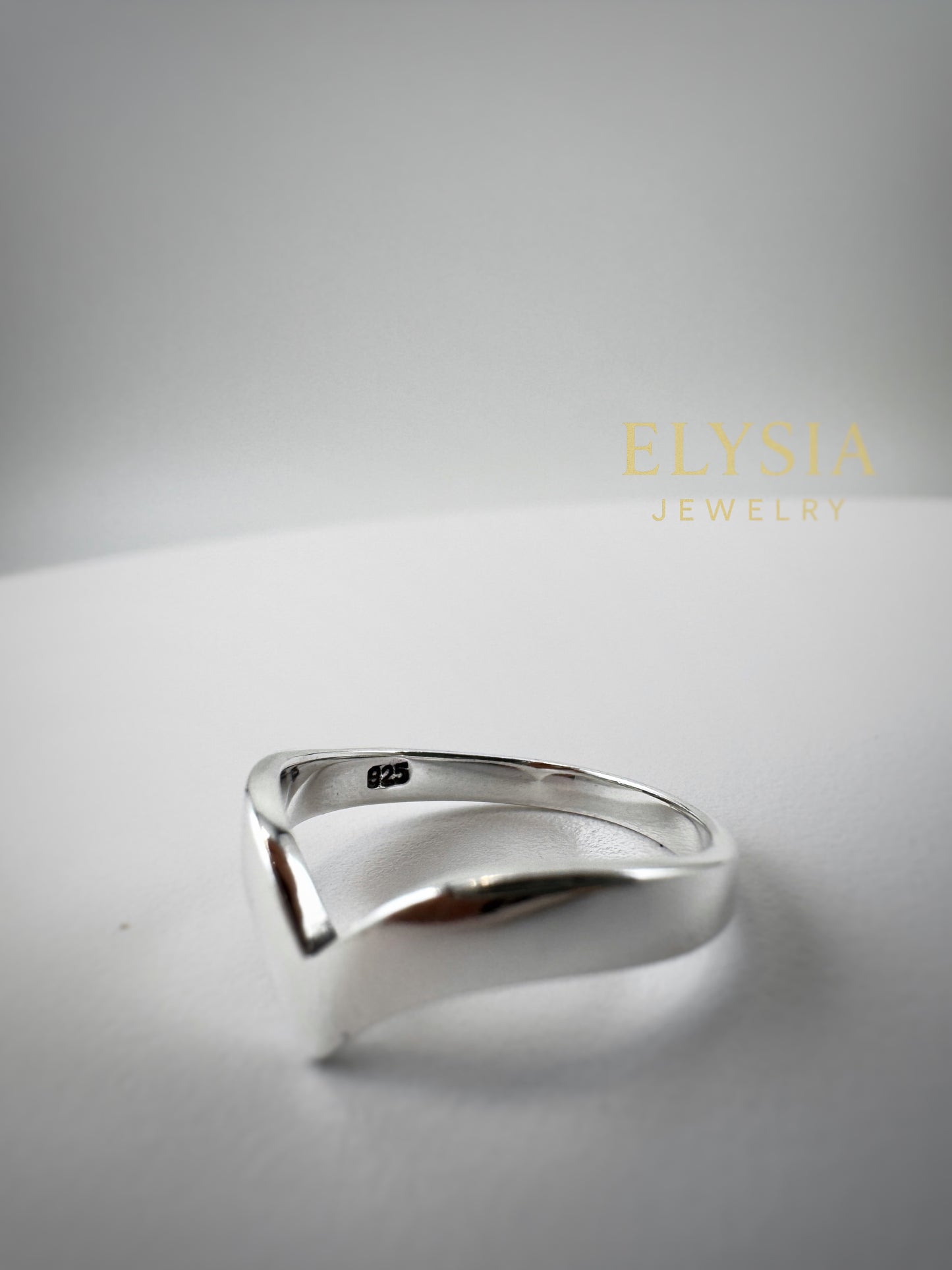 V-Shine 925 Silver Ring
