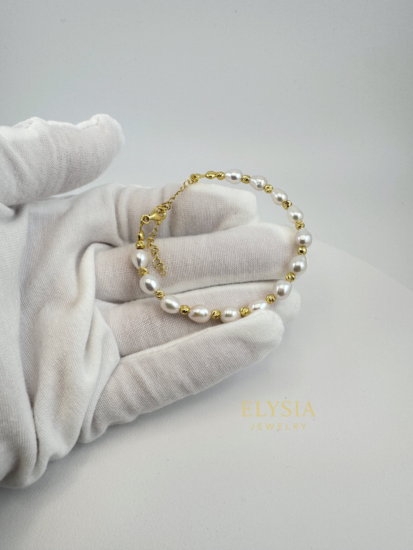 Dual-Tone Freshwater Pearl Bracelet-925 Silver & Gold Accents | Elysia Jewelry